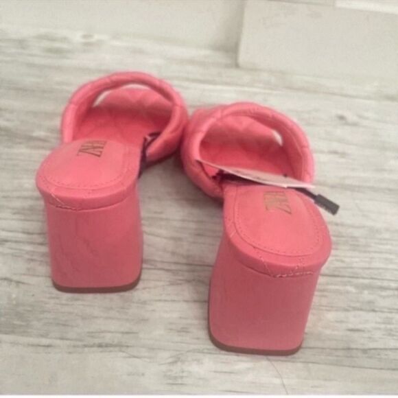 NWT Zara New Bright Pink Quilted Heeled Squared Toe Mules Shoes Sandals size 6 - Picture 11 of 13